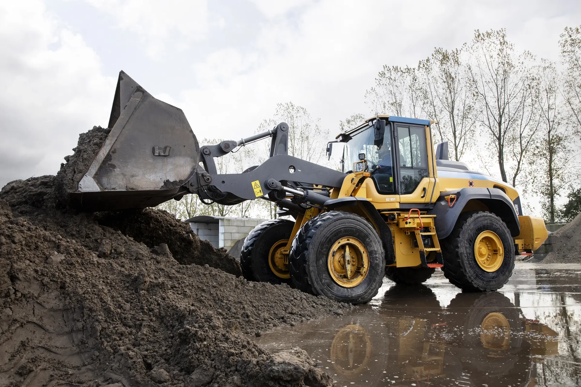Robaws ERP software dashboard op laptop, tablet en telefoon