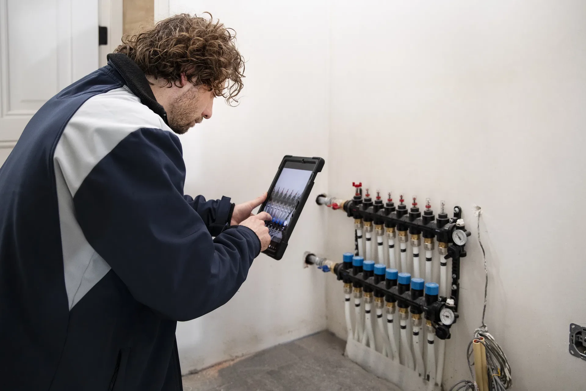 Robaws ERP software dashboard op laptop, tablet en telefoon